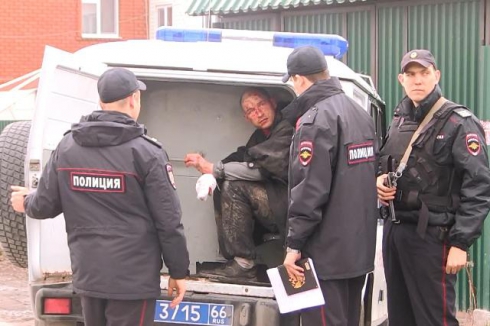 В Екатеринбурге мнимый больной напал с ножом на бригаду скорой