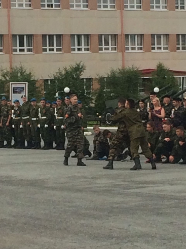 Оборонно-спортивные сборы Юнармии и Регионального центра патриотического воспитания проходят на Среднем Урале