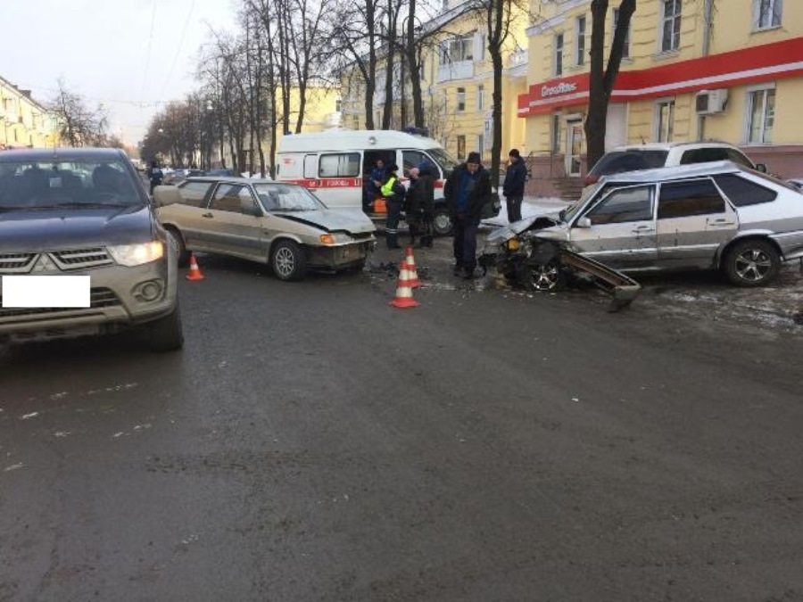 ГИБДД: сводка происшествий на территории Свердловской области 15 февраля 2018 года