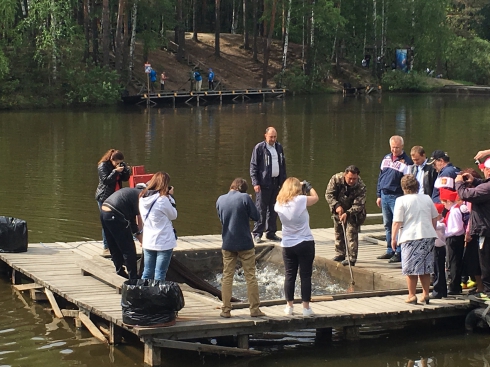 Свердловская область установила мировой рекорд массовой рыбалки