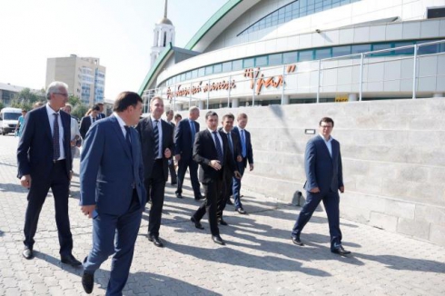 Игорь Шувалов проинспектировал стадион на Уралмаше (ФОТО)