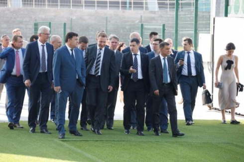 Игорь Шувалов проинспектировал стадион на Уралмаше (ФОТО)