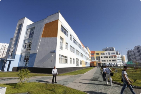 В Екатеринбурге открыли одну из самых больших школ в России
