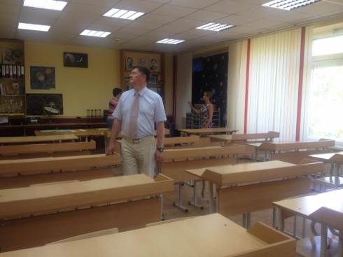 Свердловские школы завершают подготовку к учебному году. Ушло несколько сотен миллионов
