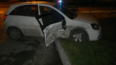 В результате столкновения иномарок в Екатеринбурге пострадали двое