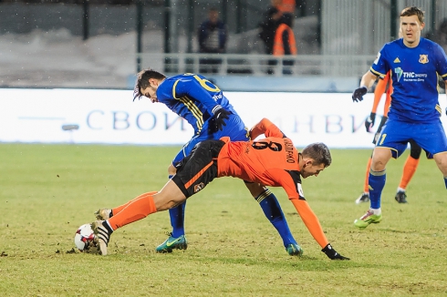 ФК «Урал» одержал домашнюю победу и вышел из зоны вылета (ФОТО)