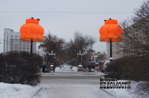 Абажуры Тимофея Ради вновь украсили центр Екатеринбурга (ФОТО)