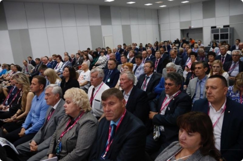 На «Иннопроме» прошло заседание регионального отделения «Единой России»