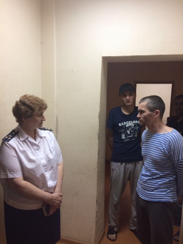 Прокурор Екатеринбурга посетил Центр временного содержания иностранных граждан