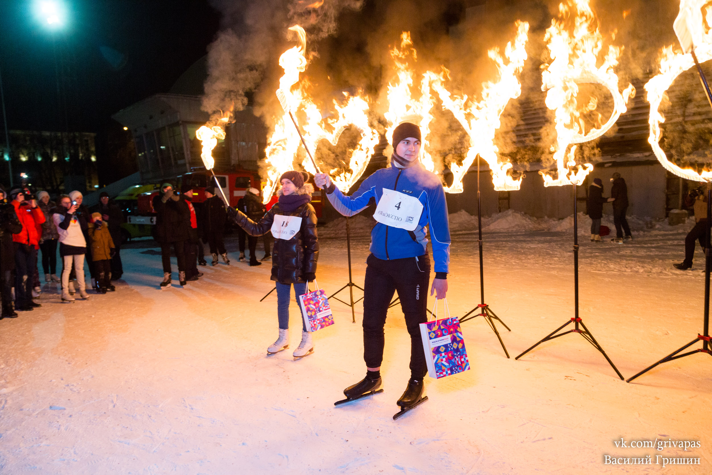 800 екатеринбуржцев пришли на ледовую ЭКСПО-вечеринку