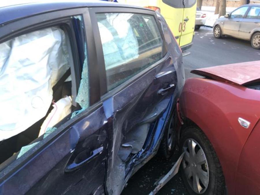 ГИБДД: сводка происшествий на территории Свердловской области 14 февраля 2018 года