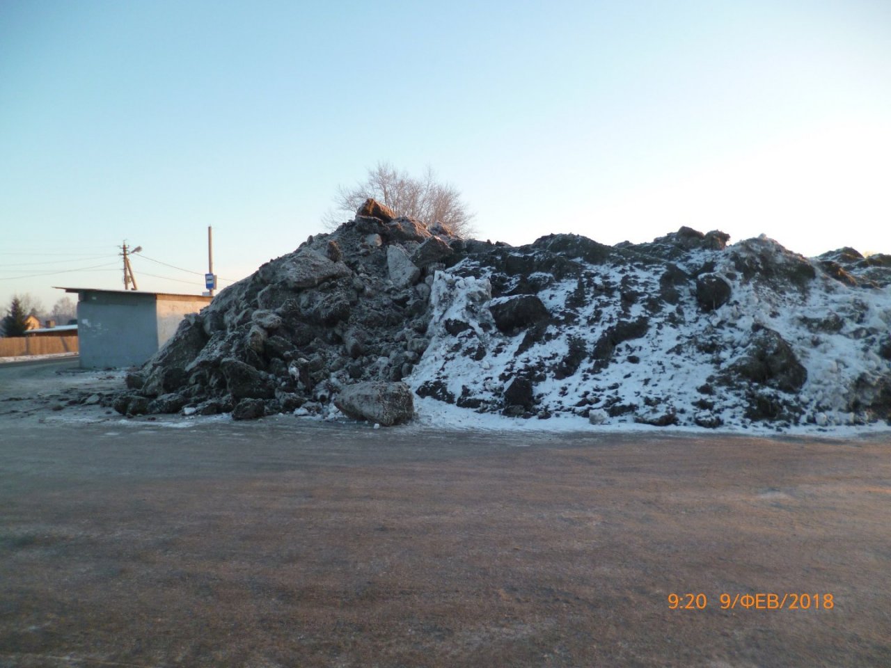 Два нижнетагильских предприятия складировали снег с нарушениями законодательства