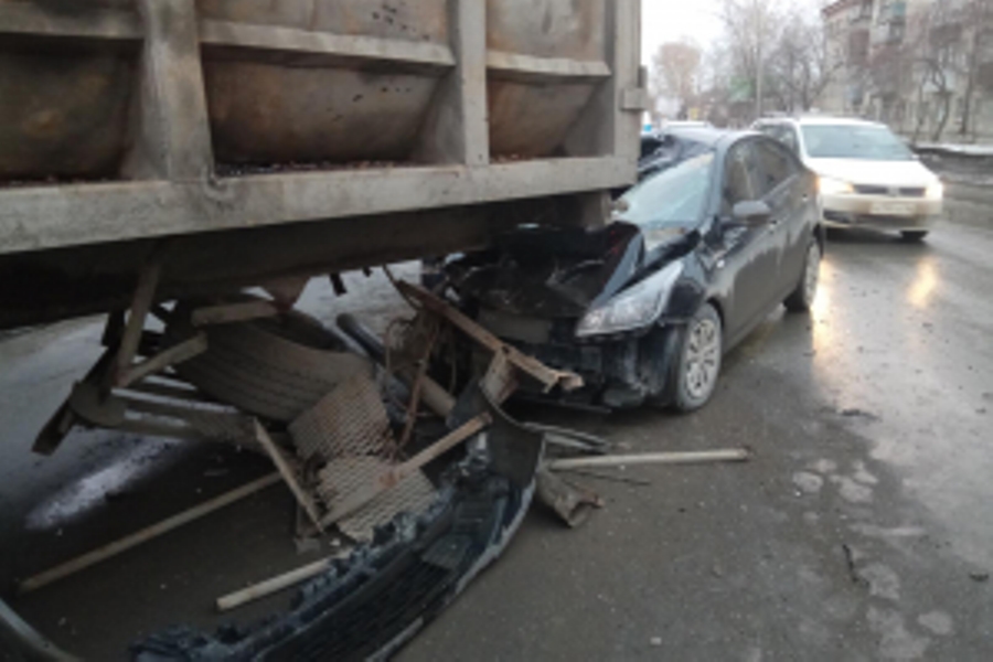 ГИБДД: сводка происшествий на территории Свердловской области за 5 апреля 2018 года