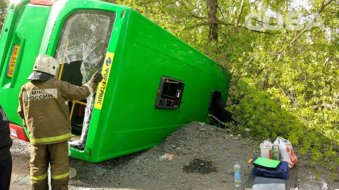 В ДТП на Сибирском тракте пострадали 24 человека В ДТП на Сибирском тракте пострадали 24 человека