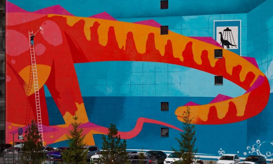 Мойка динозавров появилась в одном из дворов Екатеринбурга Мойка динозавров появилась в одном из дворов Екатеринбурга