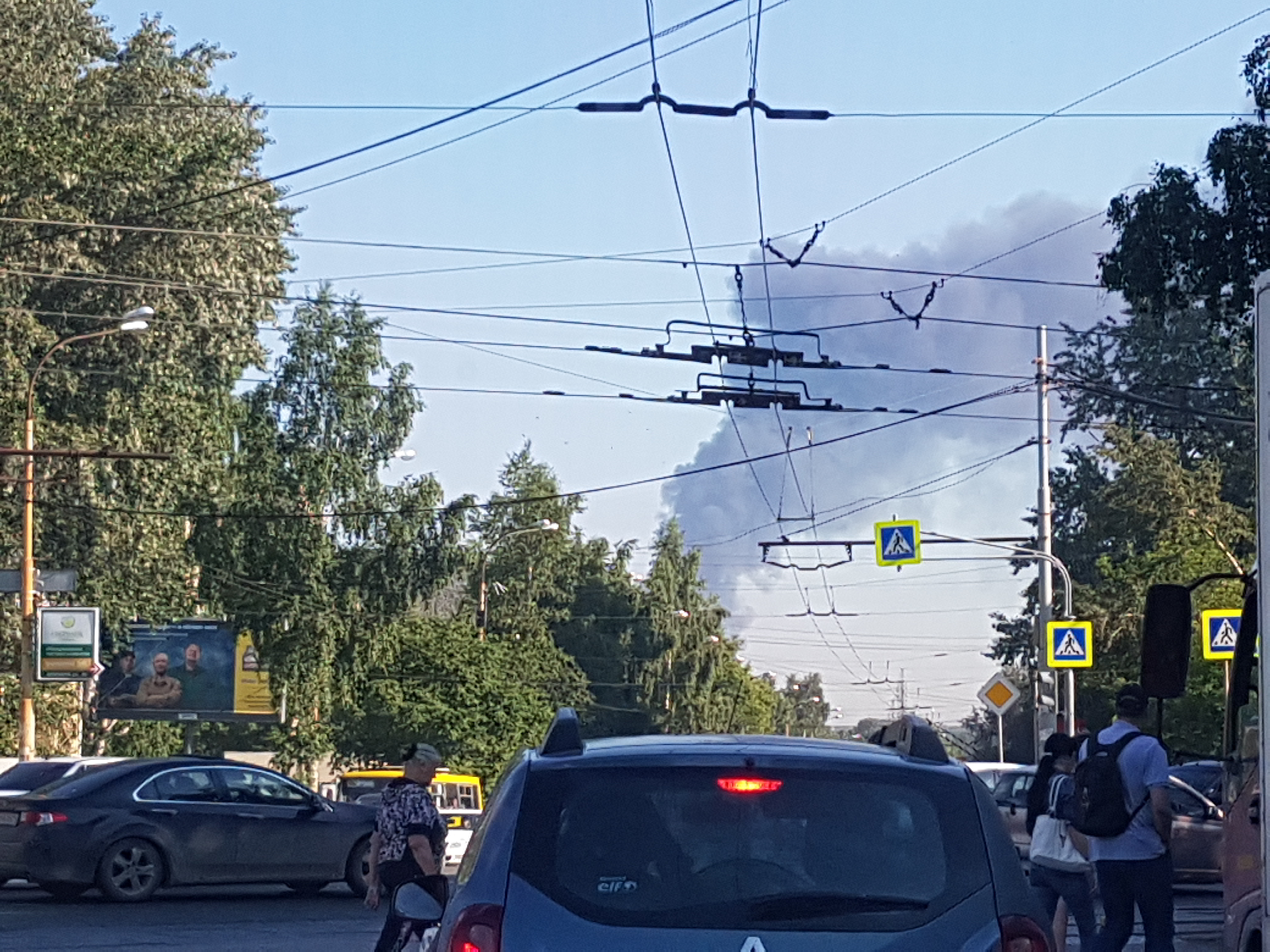 Крупный пожар в Екатеринбурге: горят склады на Совхозной