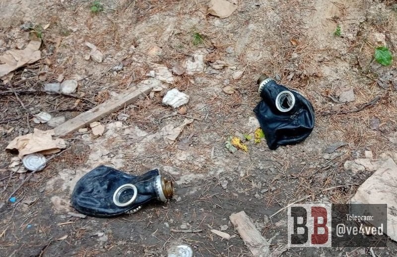 Свалку противогазов и комплектов для обезвреживания отравляющих веществ обнаружили под Екатеринбургом